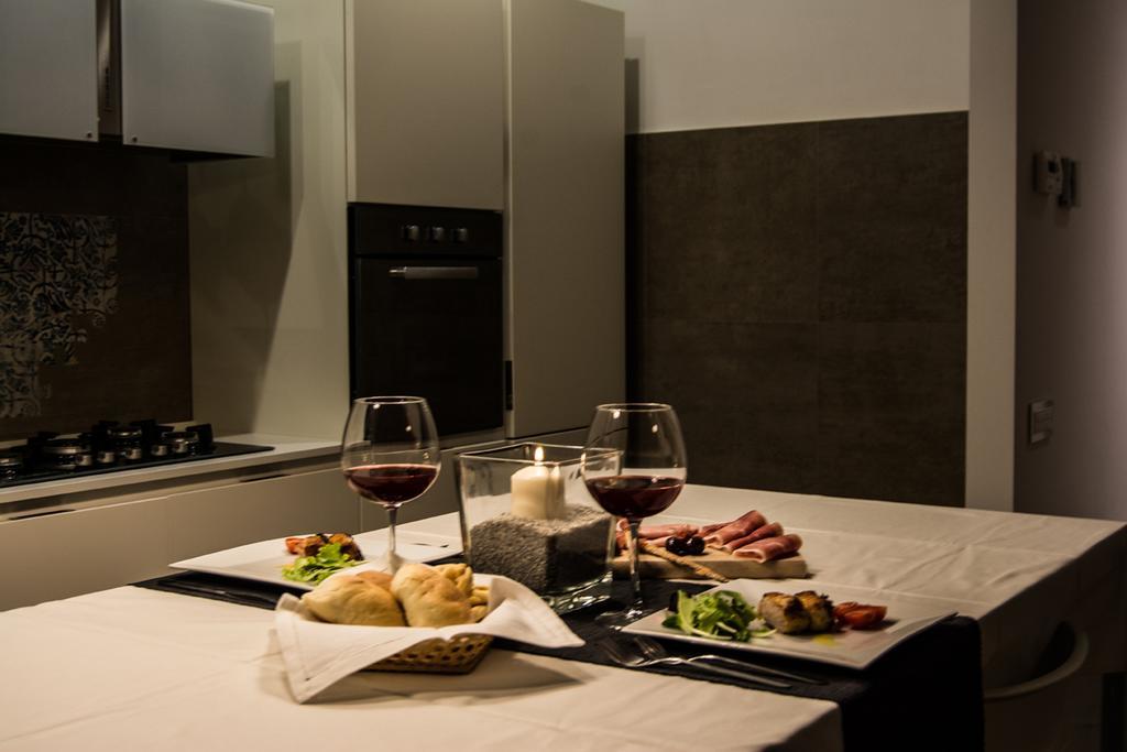 Home In City Palermo Bagian luar foto