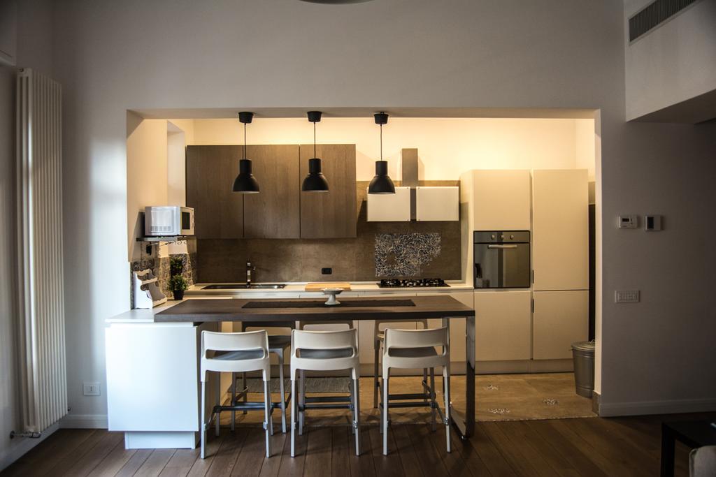 Home In City Palermo Bagian luar foto