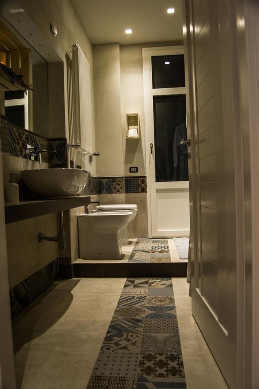 Home In City Palermo Bagian luar foto